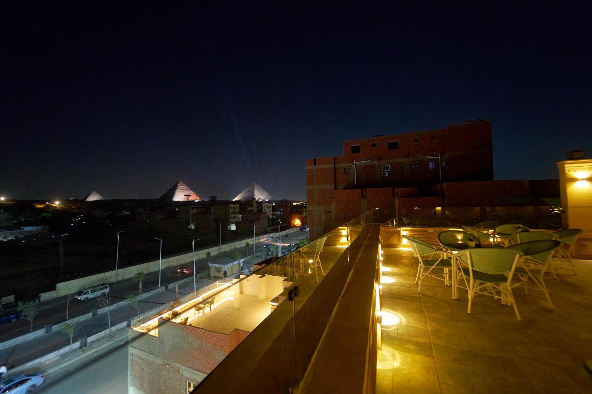 Crown Pyramids View Hotel Giza Eksteriør billede