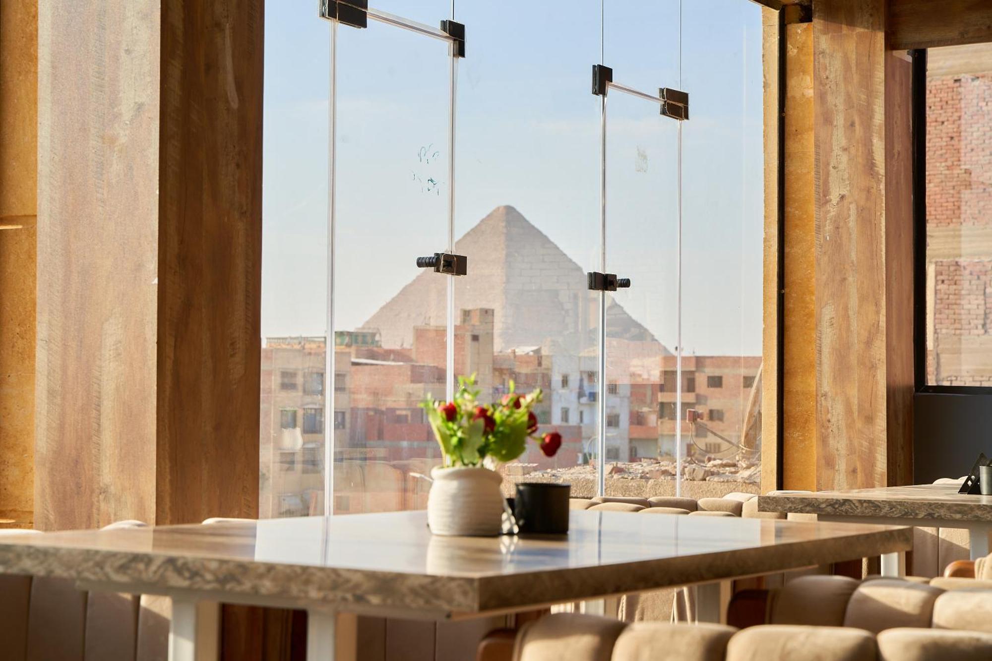 Crown Pyramids View Hotel Giza Eksteriør billede