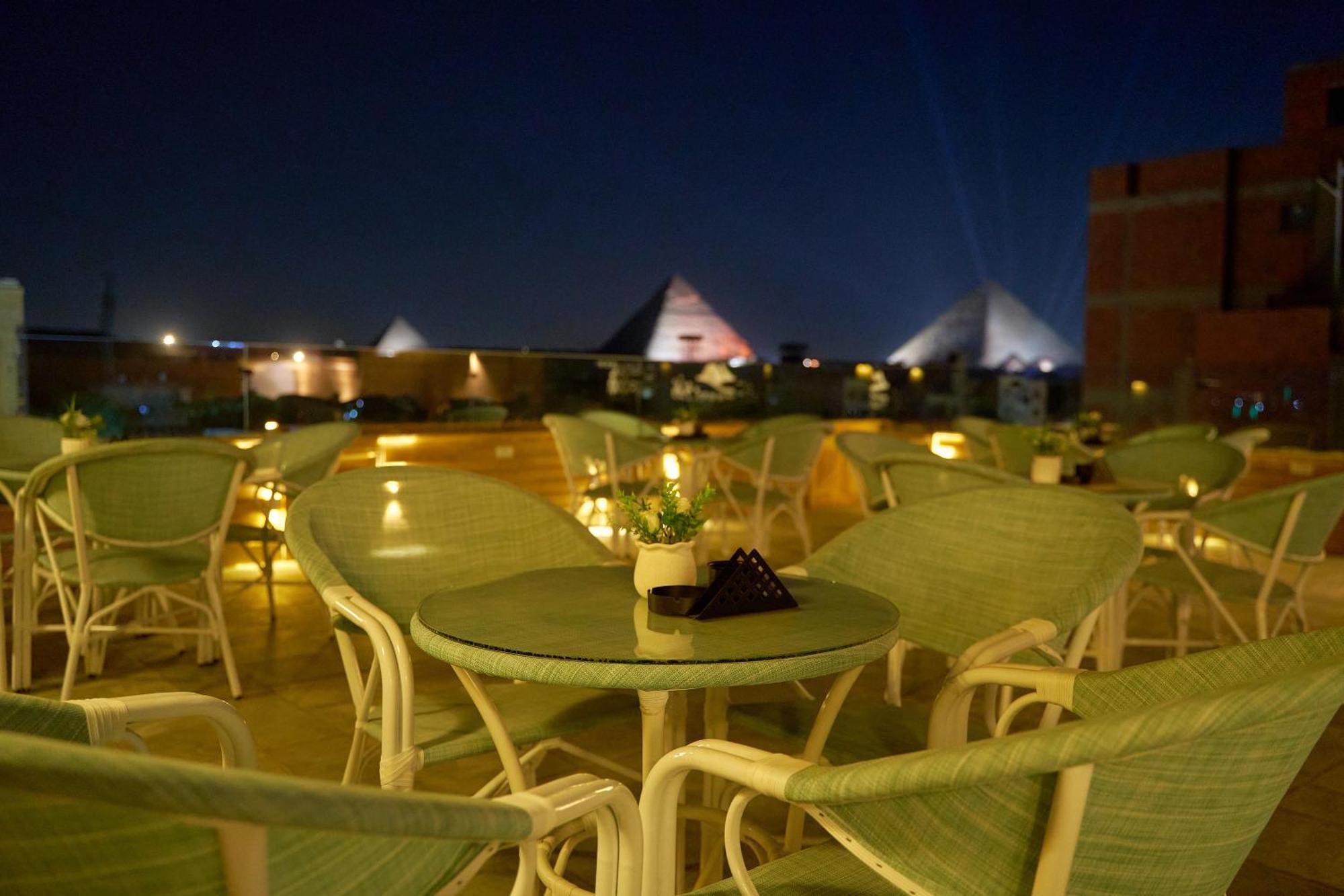 Crown Pyramids View Hotel Giza Eksteriør billede