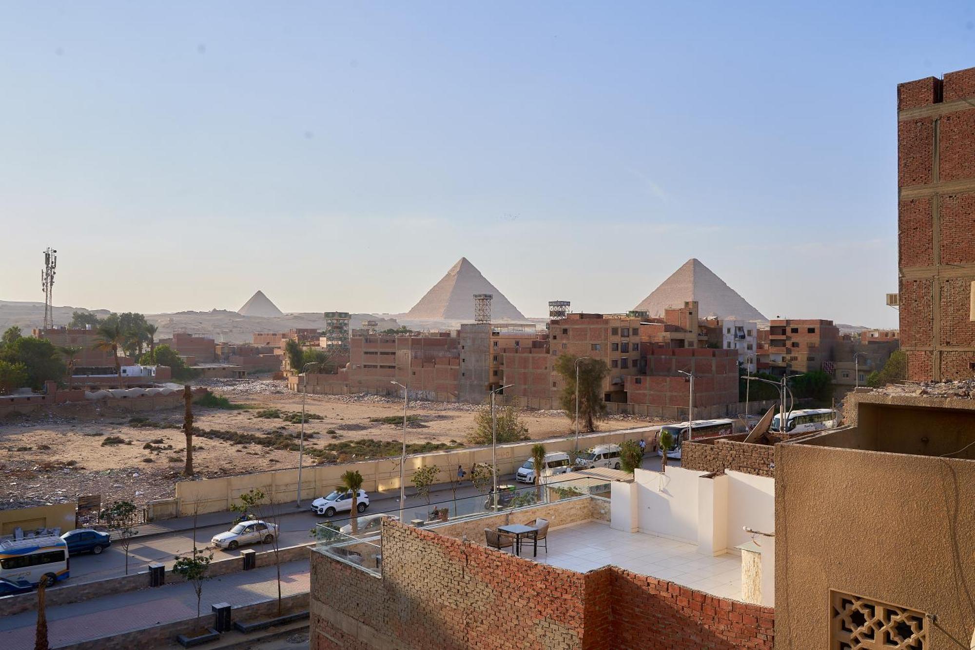 Crown Pyramids View Hotel Giza Eksteriør billede