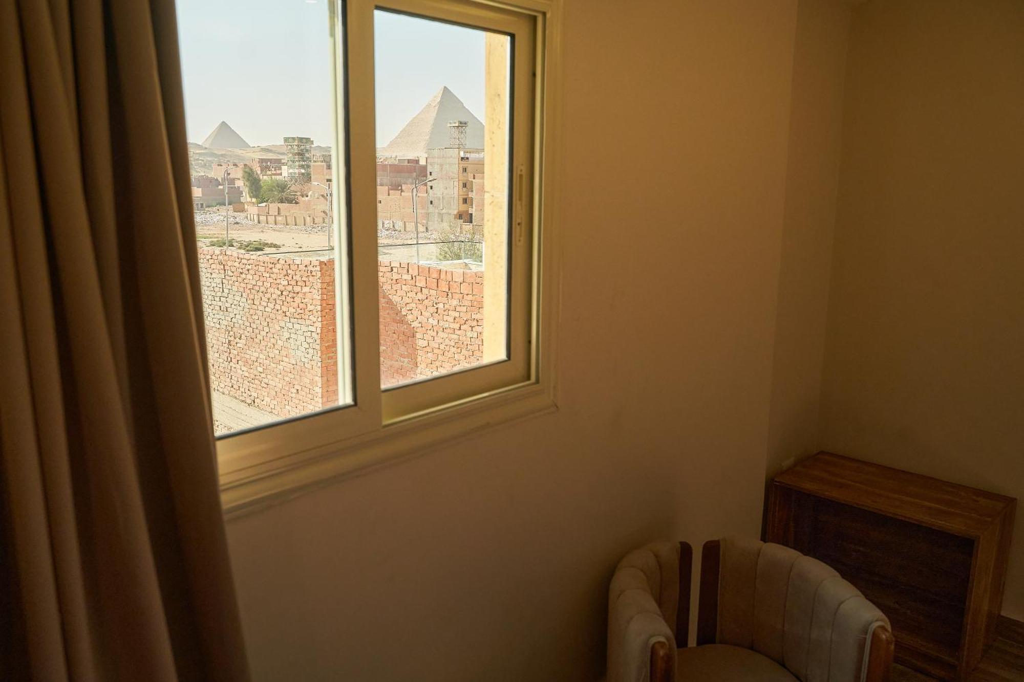 Crown Pyramids View Hotel Giza Eksteriør billede
